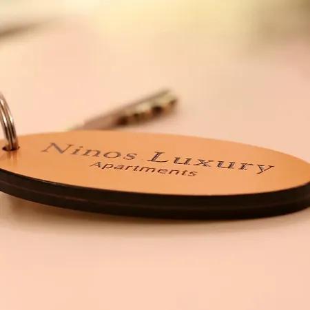 Ninos Luxury Apartment Corfu  Buitenkant foto