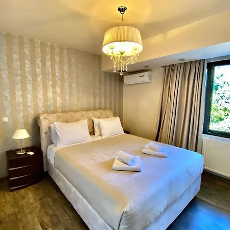 Ninos Luxury Apartment Corfu  Buitenkant foto