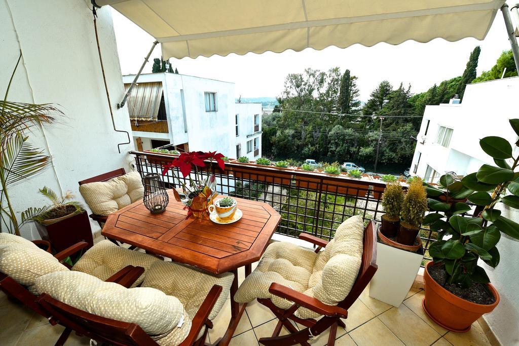 Ninos Luxury Corfu (city)