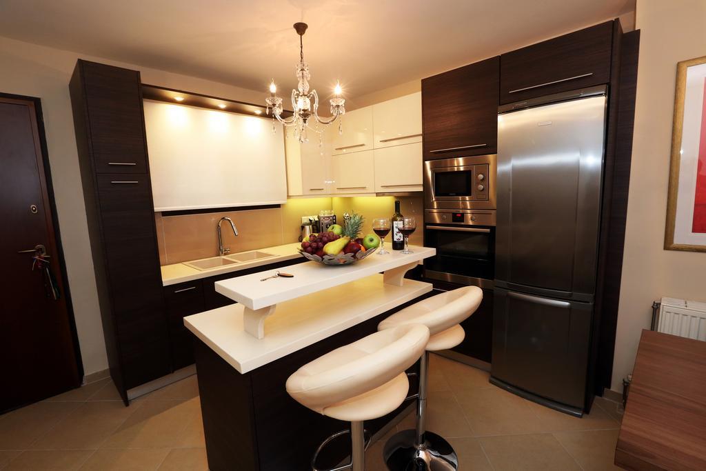 Ninos Luxury
